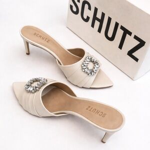 SCHUTZ • “Meisho” in Pearl Color Heel Mules